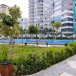Serenity All-in Luxury Private Apartment