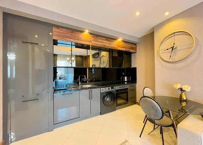 아파트 Serenity All-in Luxury Private 알란야
